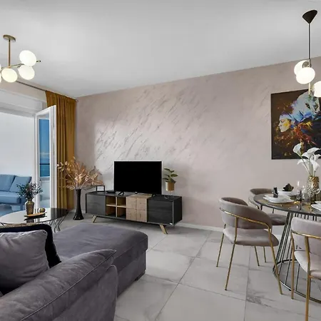 Luxury Mirage Apartment Makarska
