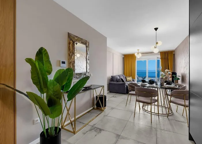 Luxury Mirage Makarska
