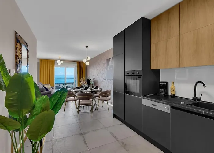 Luxury Mirage Makarska